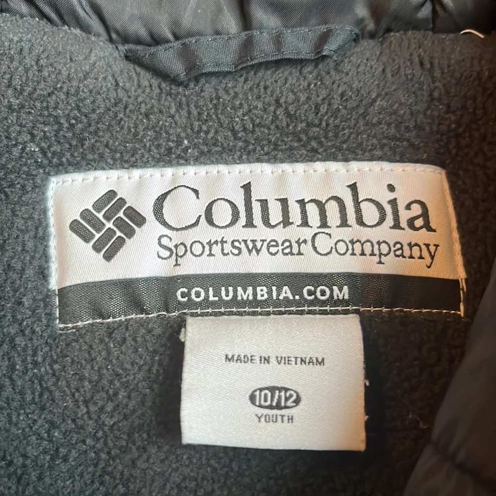 Columbia Waterproof Omnishield Grey Color‎ Block Jacket Shell Size 10/12 Youth